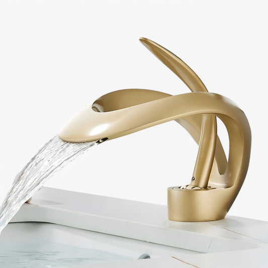 Waterval Kraan - AquaFlow - Stijlvol Ontwerp - Soepele Stroming